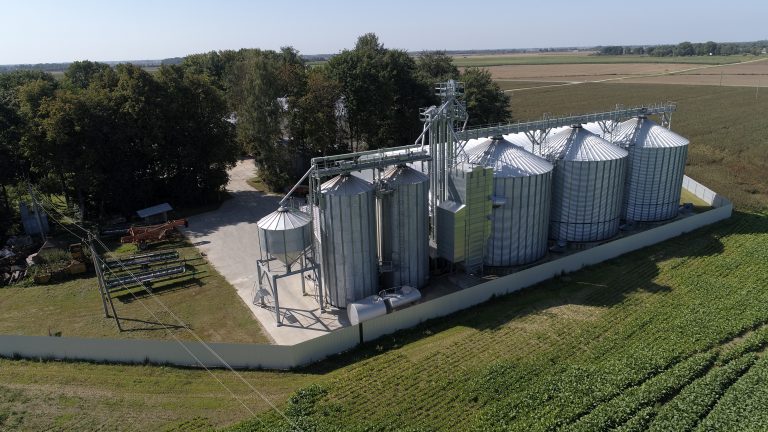 Šakių r., Svegma srautinė-porcijinė džiovykla 28,5 t/val., plokščiadugniai bokštai 2x1038 t, eksp...